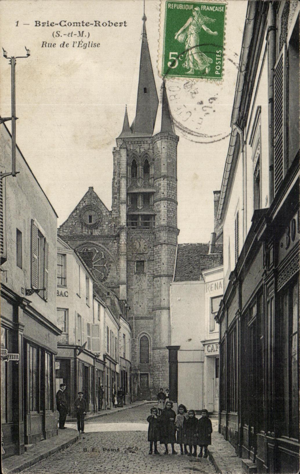 CPA Brie Comte Robert Rue de l'Eglise Enfants