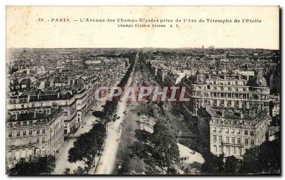 CPA Paris L'Avenue Des Champs Elysees prise de l'arc de triomphe de l'Etoile