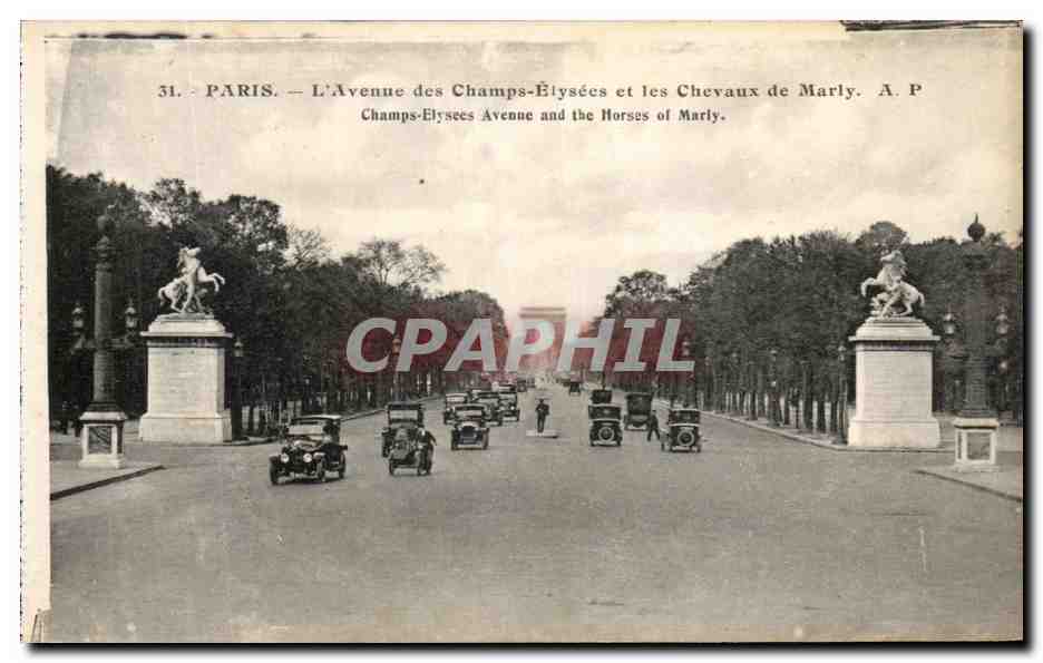 Paris — L'Avenue des Champs-Élysées et les Chevaux de Marly — A. P.