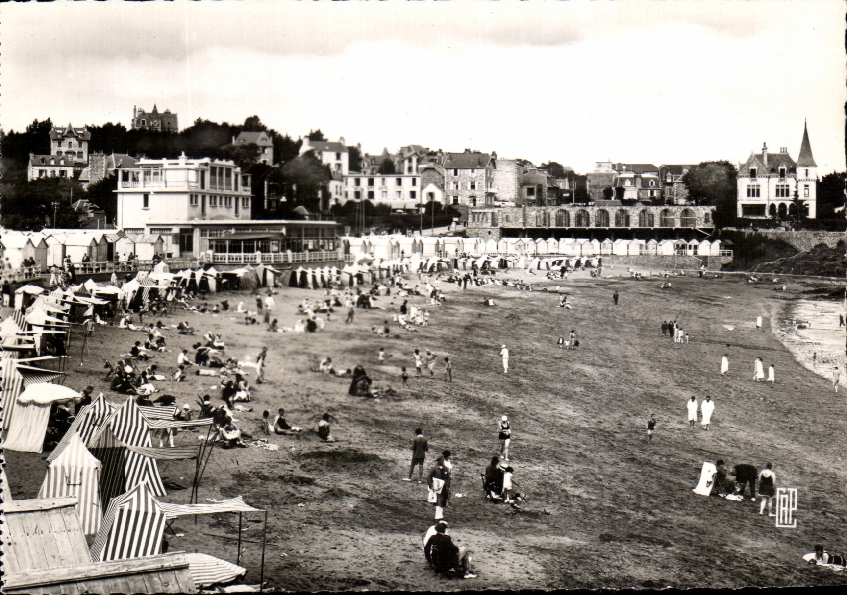 St-Quay-Portrieux — La Plage et le Casino — G.A.P. — Paris
