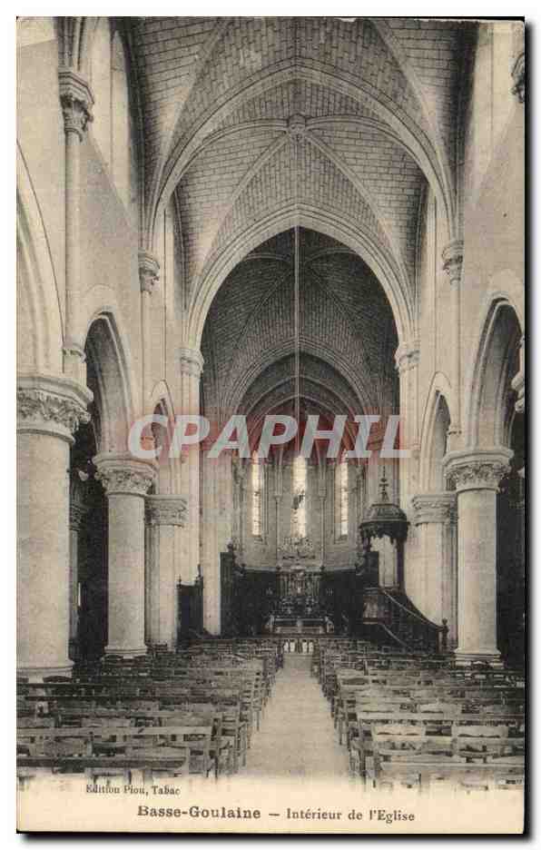 CPA Basse Goulaine Interieur de L'Eglise