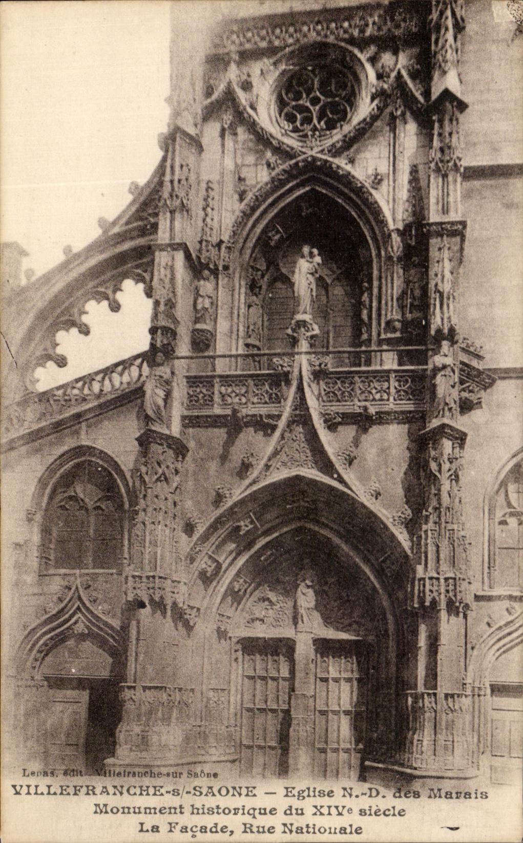 CPA Villefranche Sur Saone Eglise N D des Marais Monument Historique du La facade Rue Nationale