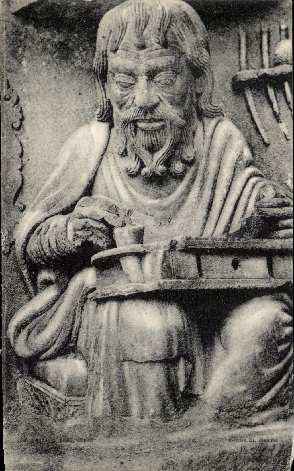 CPA Cathedrale De Chartres Detail Du Portail Royal Aristote