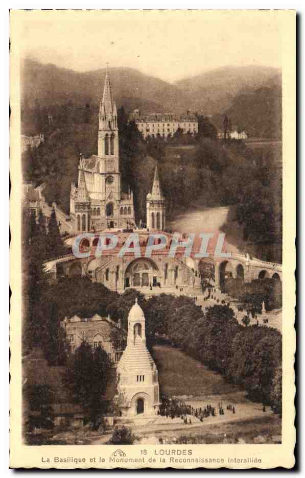 CPA Lourdes Les Basilique et le Monument de la Reconnaissance Interallide