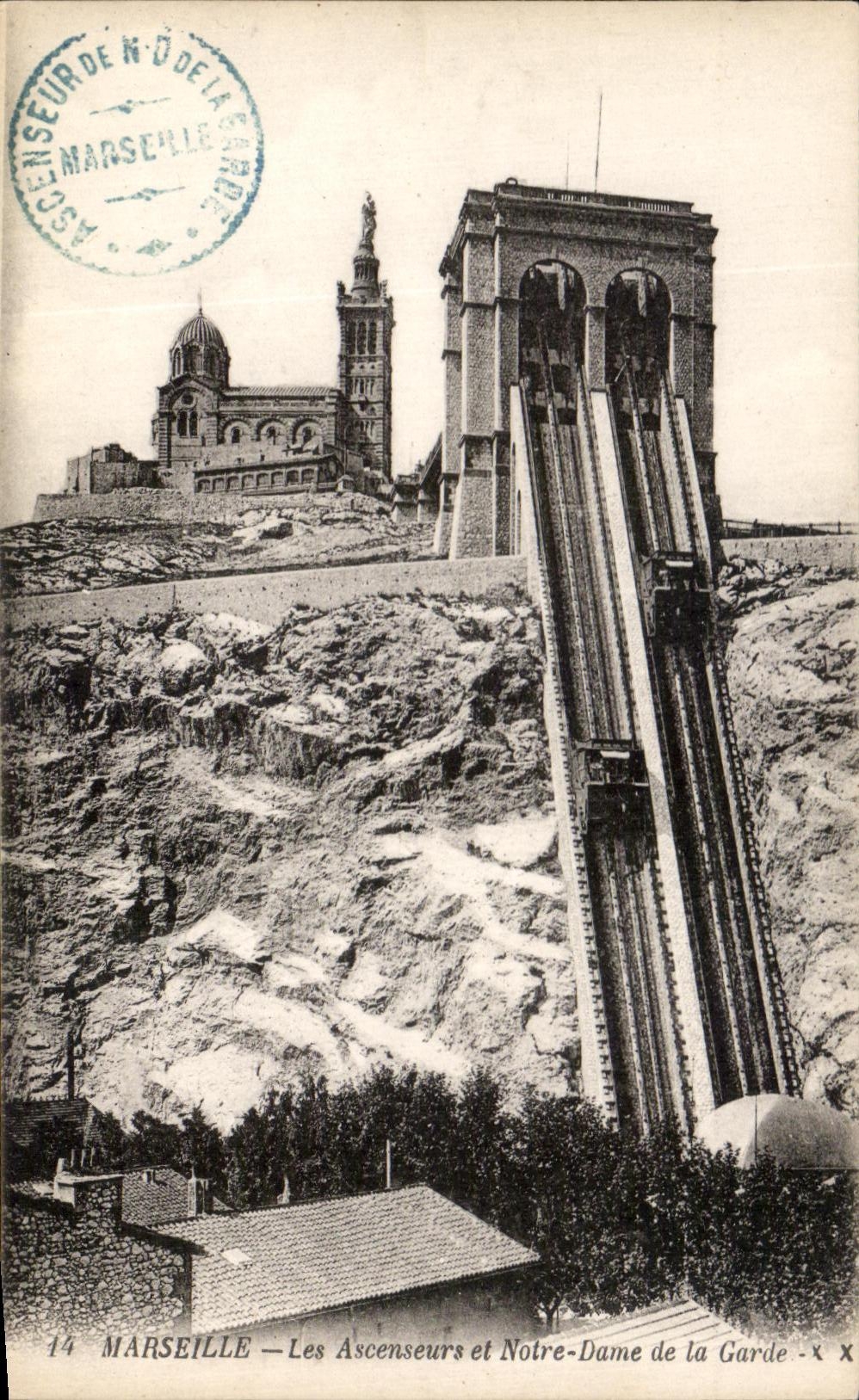 CPA Merseille Les Ascenseurs et Notre Dame de la Garde