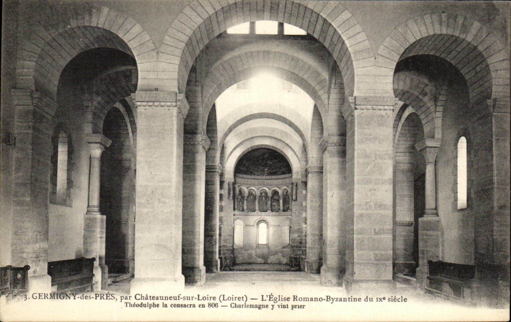 CPA Germaigny Des Pres Par Chateauneuf sur Loire L'Eglise Romano