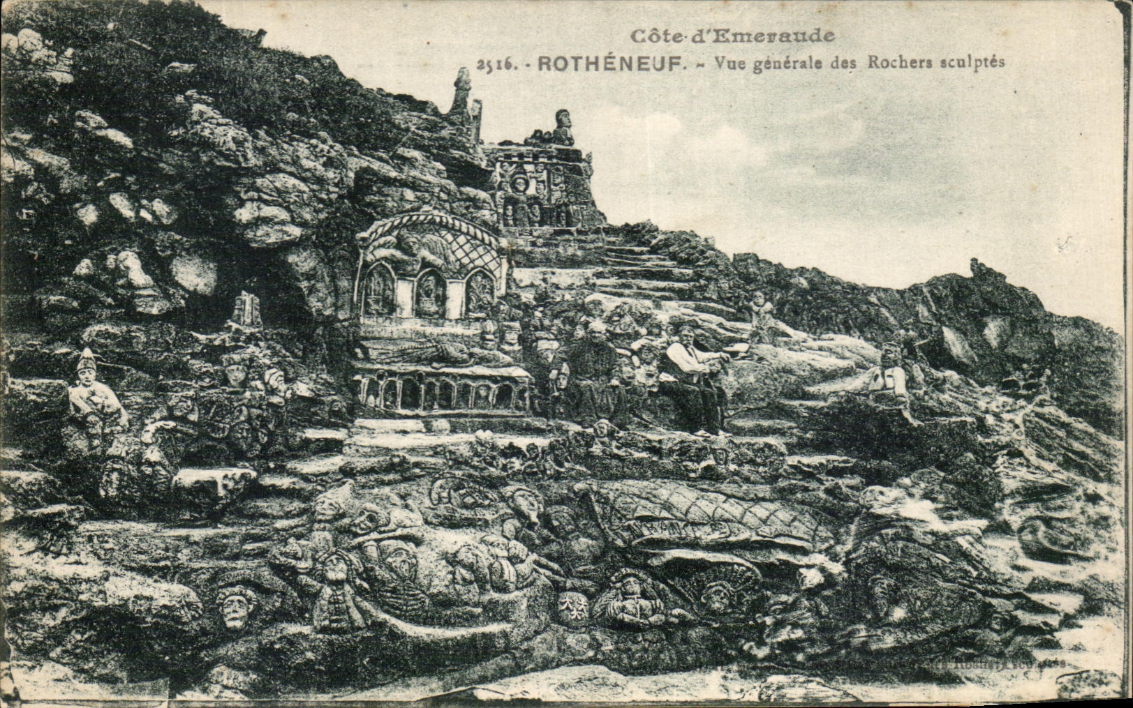 Côte d'Émeraude — Vue générale des Rochers sculptés — ROTHÉNEUF, n° 2516