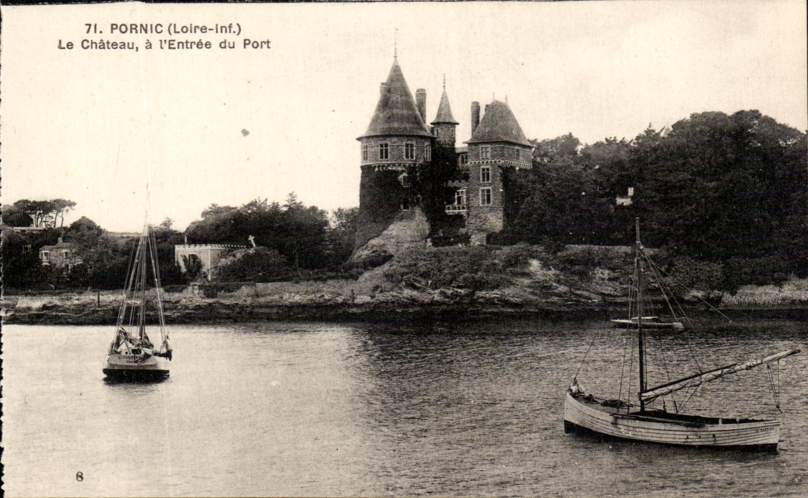 CPA Pornic Le Chateau A L'Entree Du Port