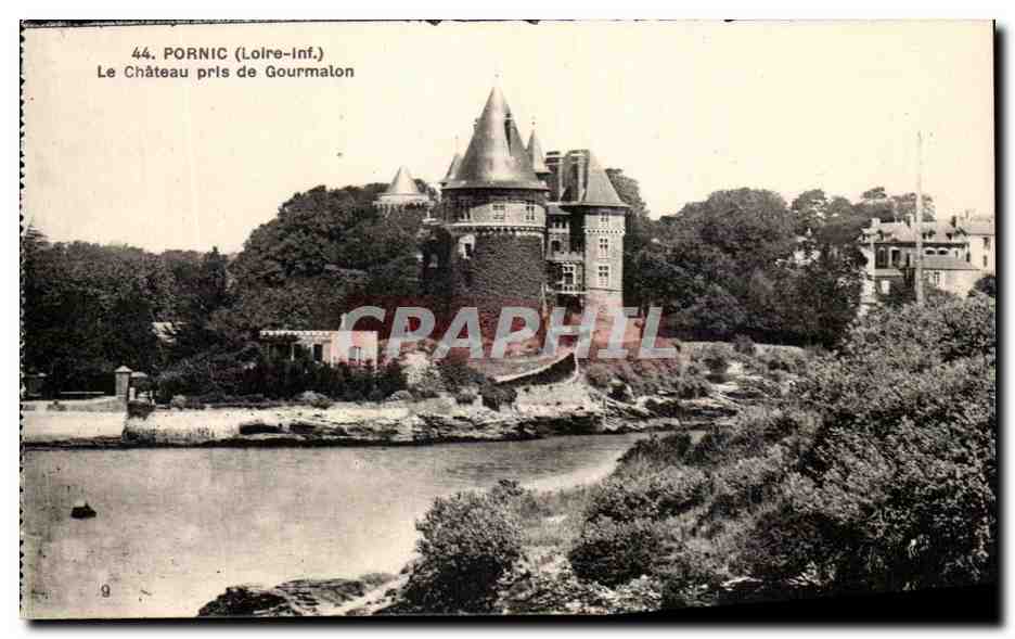 CPA Pornic Le Chateau Pris De Gourmalon