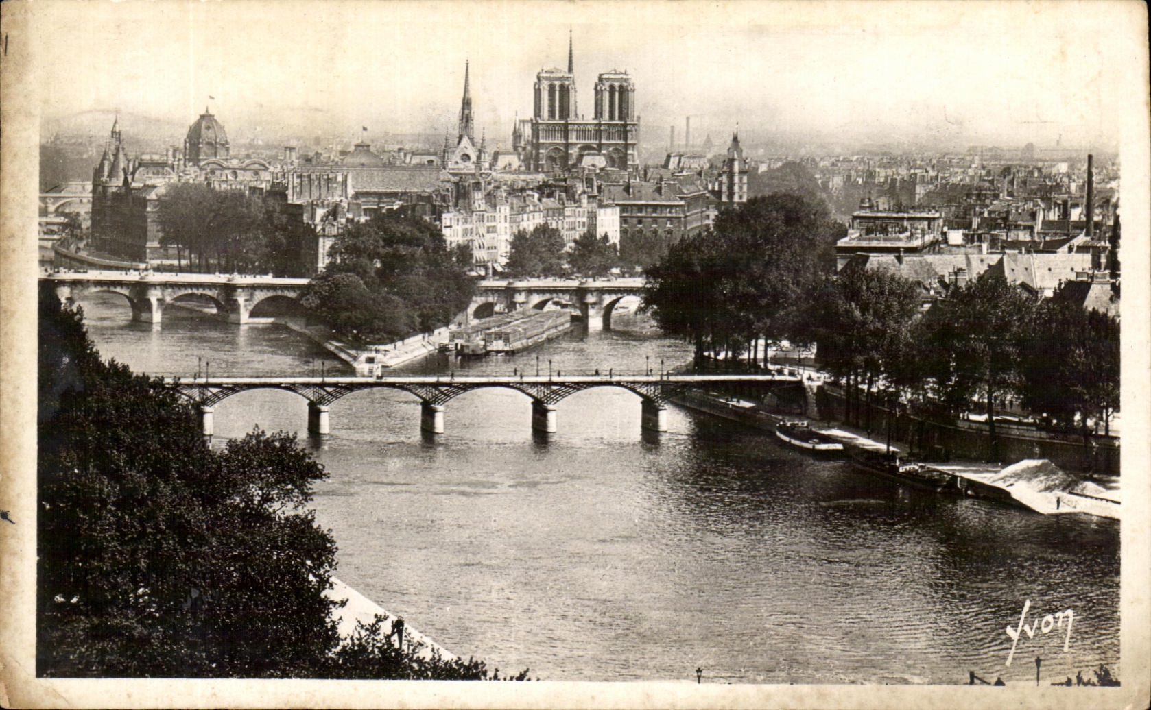 Paris — La Cité, Notre-Dame und die Brücken — Les Éditions d'Art 'YVON'