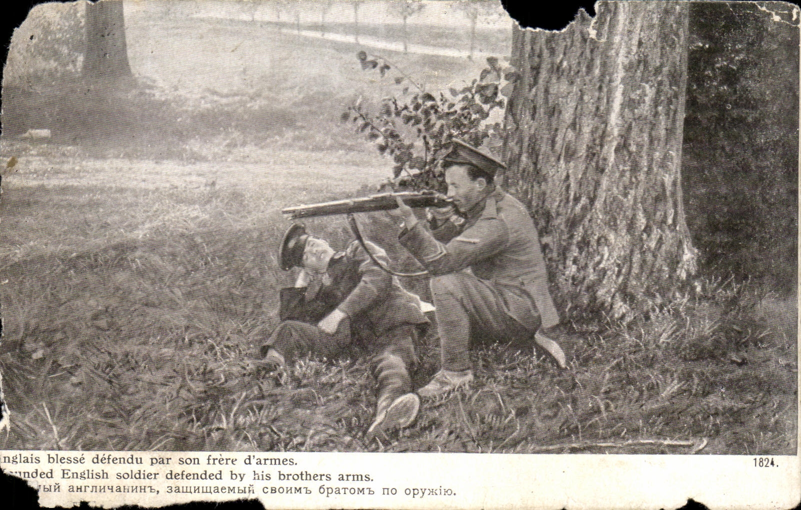 CPA Soldat anglais blesse Militaria