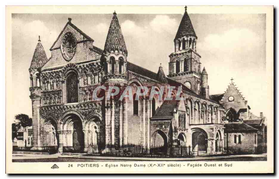 CPA Poitiers Eglise Notre Dame Facade Ouest et Sud