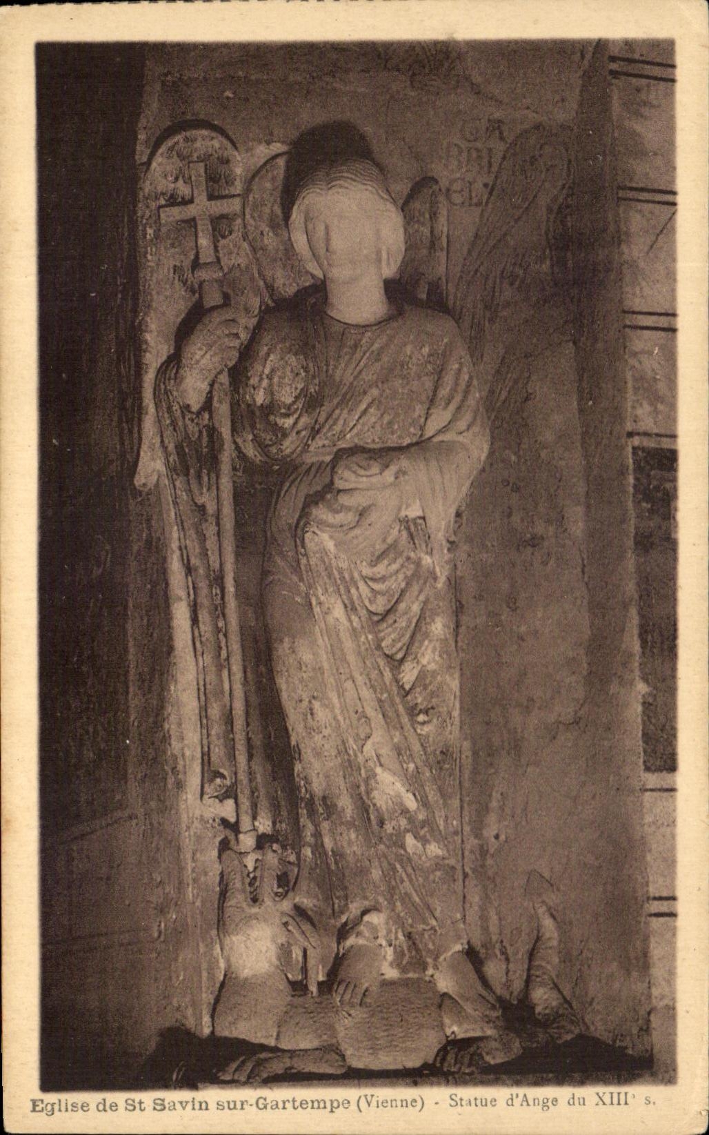 CPA Eglise de St Bavin Sur Gartempe Statue d'Ange