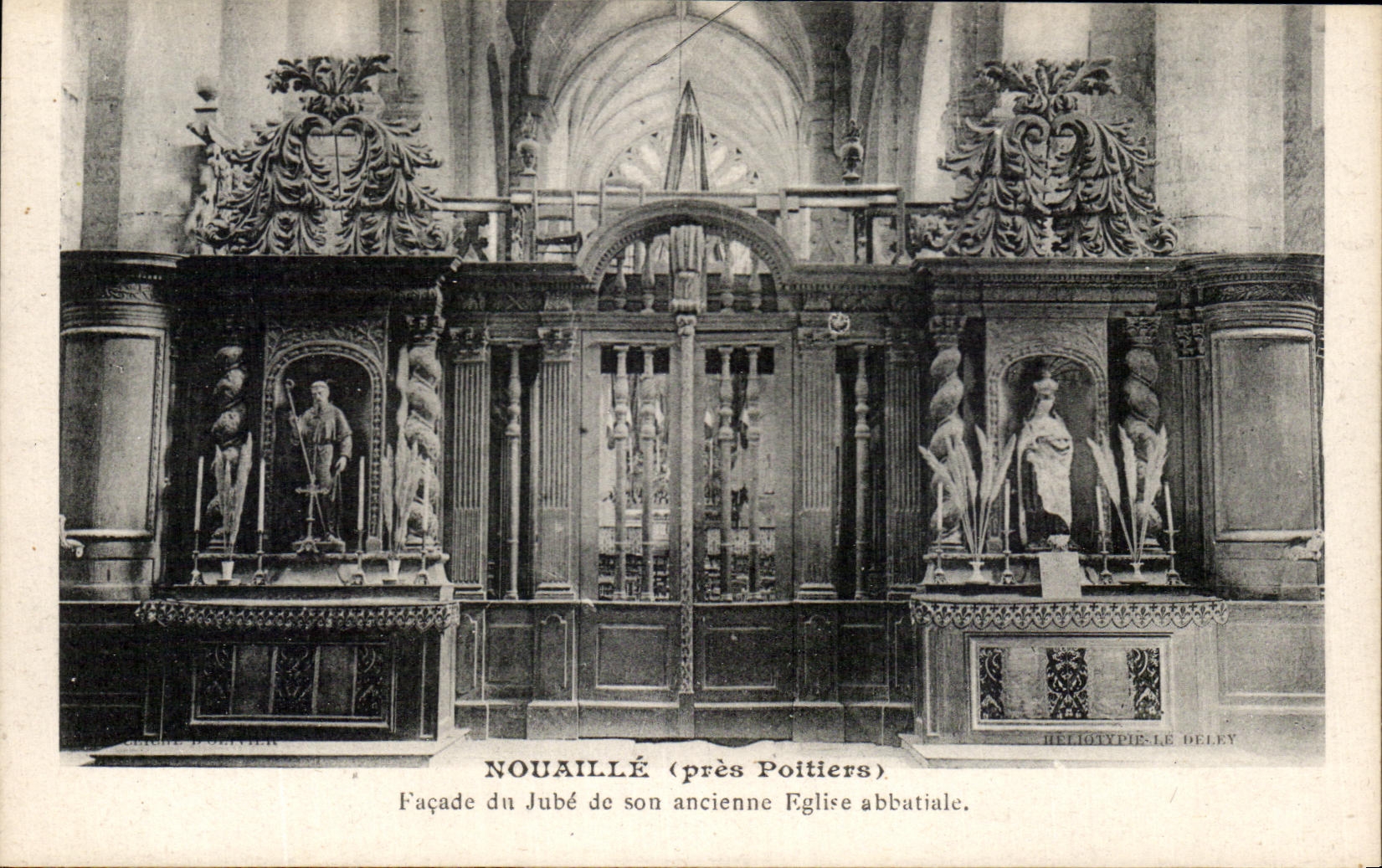 CPA Nouaille Facade Du Jube De Son Ancienne Eglise Abbatiale