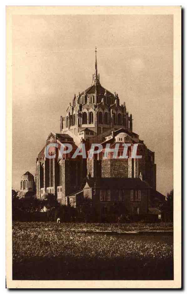 CPA Cholet Eglise du sacre Coeur Le Chevet