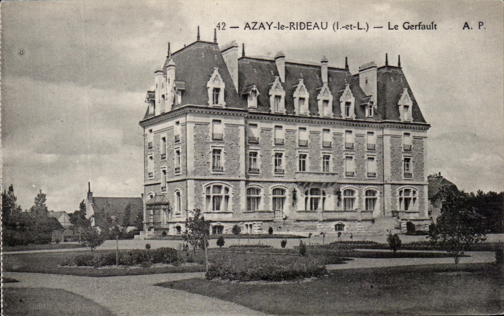 CPA Chateau D'Azay Le Rideau Le Gerfault