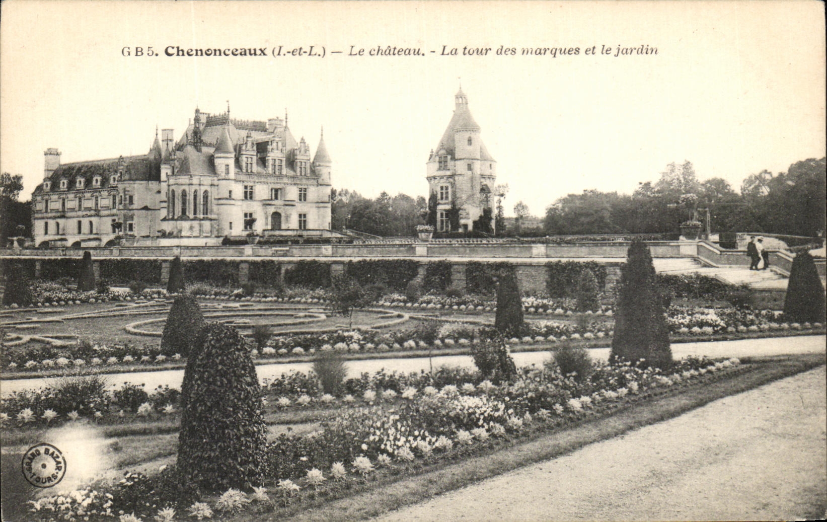CPA Chenonceaux Le Chateau La tour des marques et le jardin