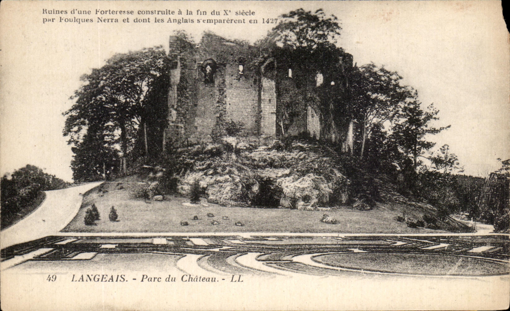 CPA Langeais parc du Chateau