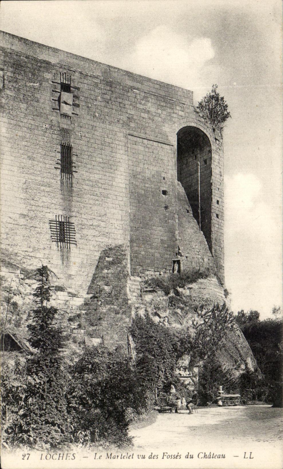 CPA Loches Le Martelet Vu Des Fosses Du Chateau