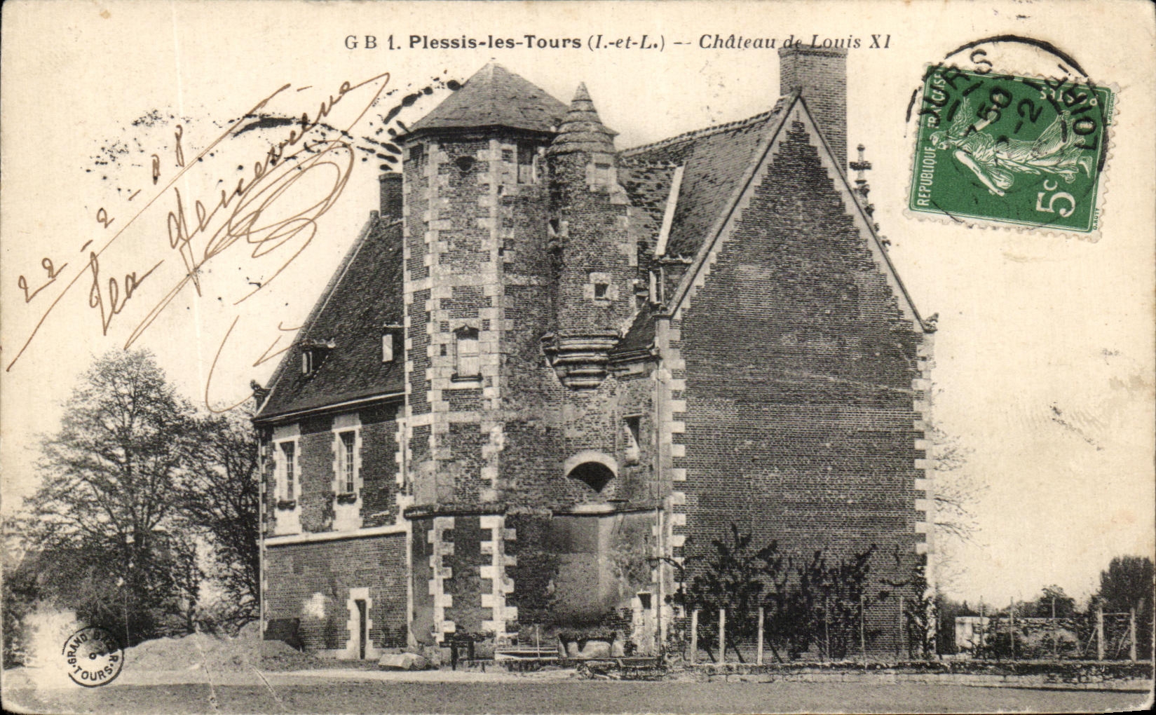 CPA Plessis les Tours Chateau de Louis XI