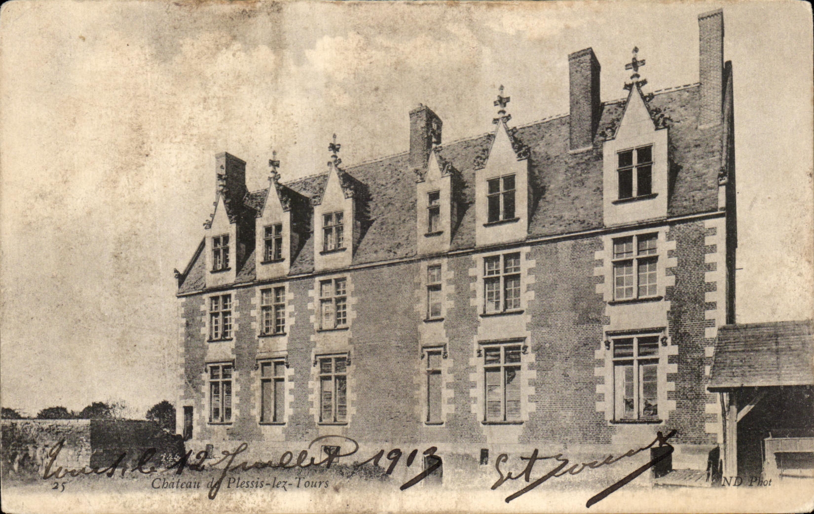 CPA Chateau Plessis Lez Tours 