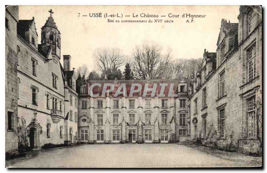 CPA Usse Le Chateau Cour d'Honneur Bati