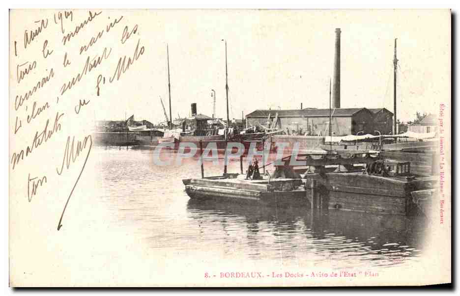 CPA Bordeaux Les Docks Bateau