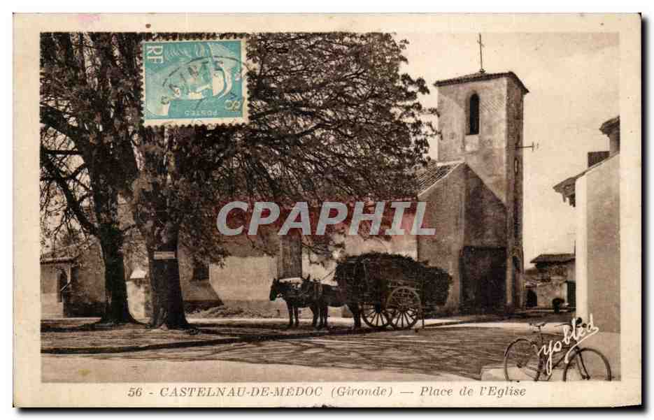 CPA Castelnau de Medoc Place de L'Eglise Charrette a Anes