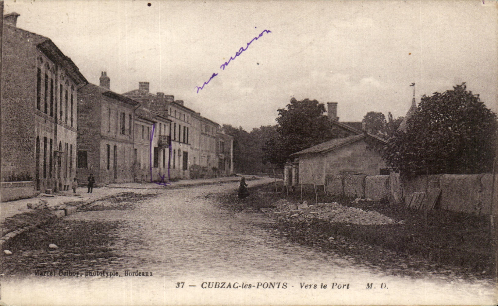 CPA Cubzac Les Ponts Vers le Port