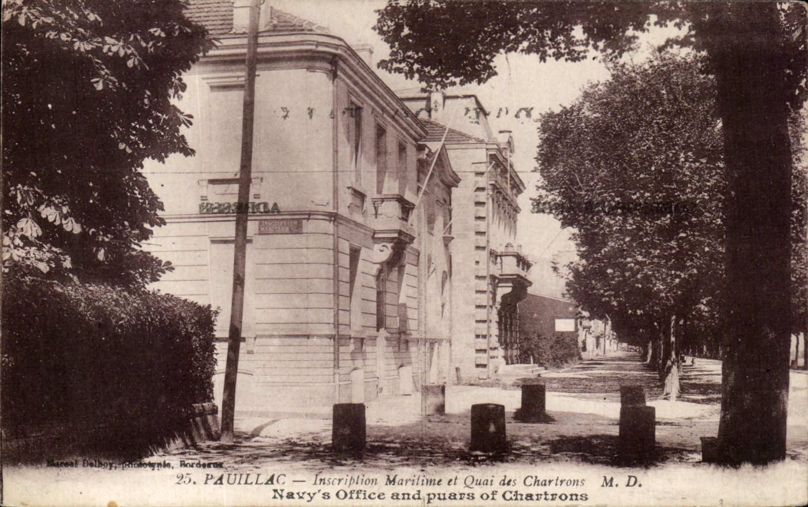 CPA Pauillac Inscription Maritime Et Quai Des Chartrons