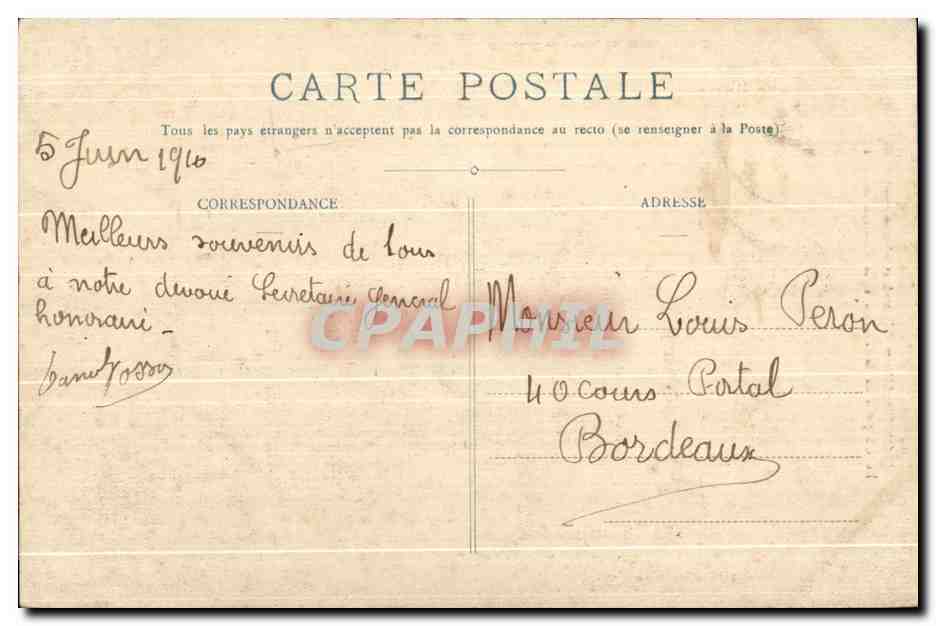 CPA St Emilion La Chapelle de la Trinite et le Chateau de  — Rückseite