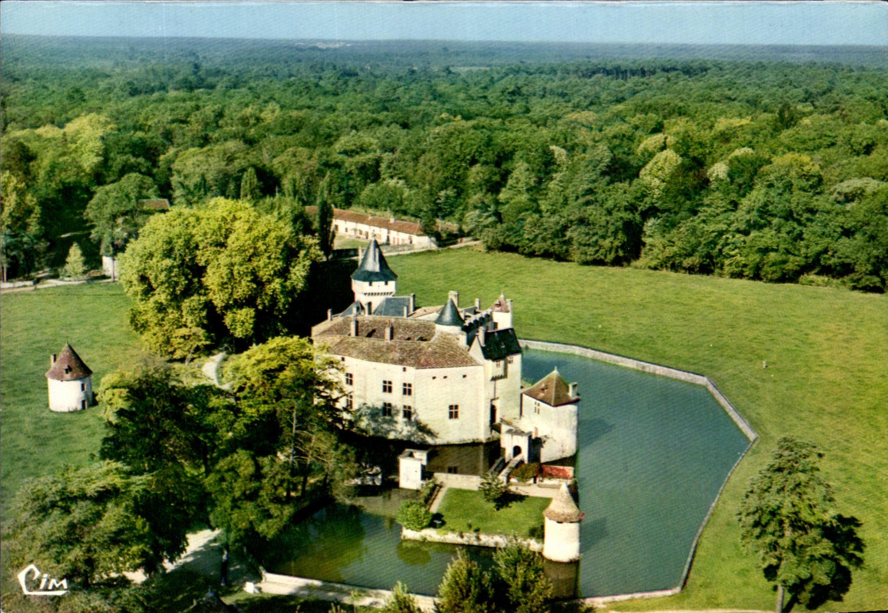 Château de Labrède — Vue aérienne — Imprimeur Combier