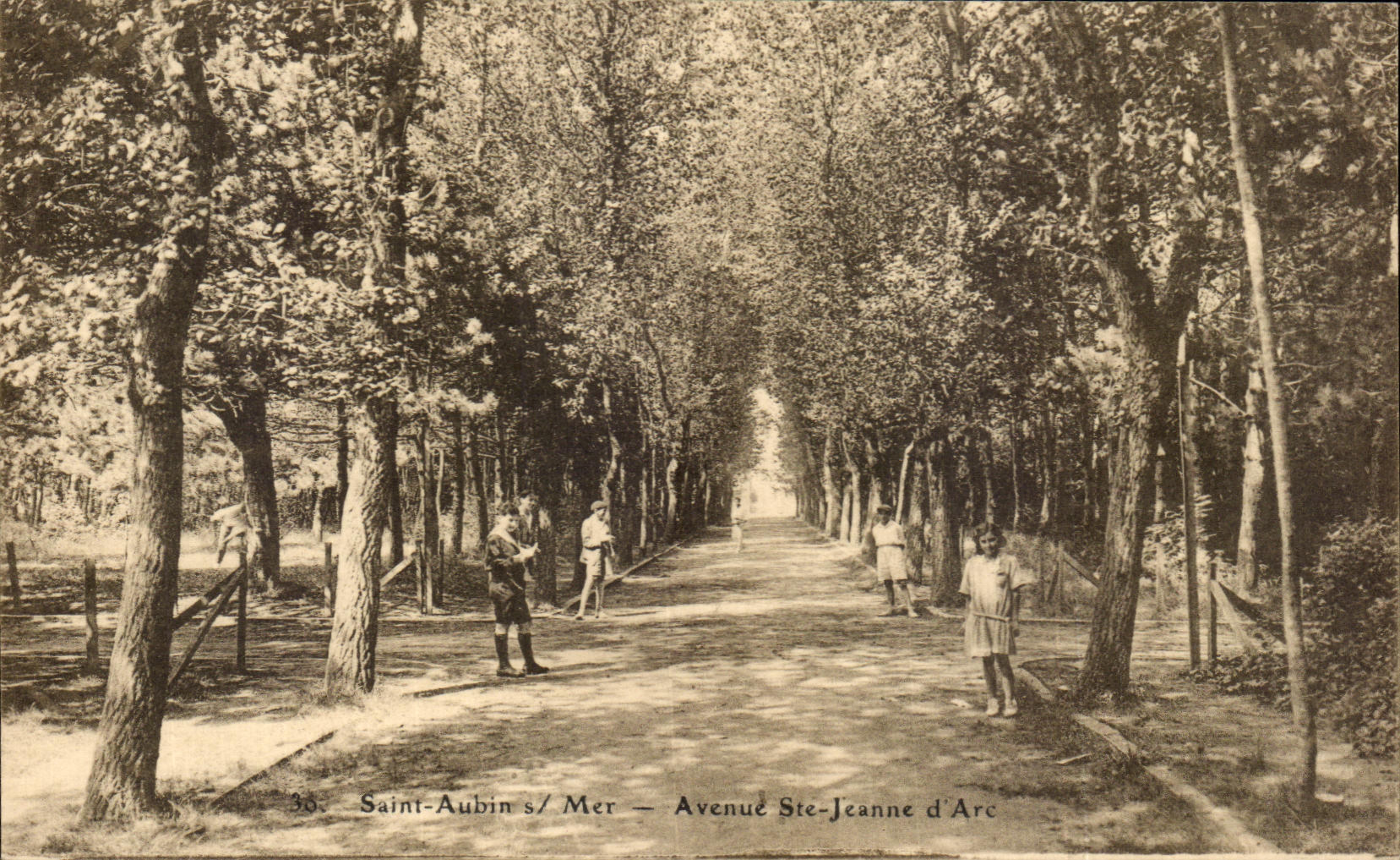 CPA Saint Aubin Sur Mer Avenue Ste Jeanne d'Arc Enfants