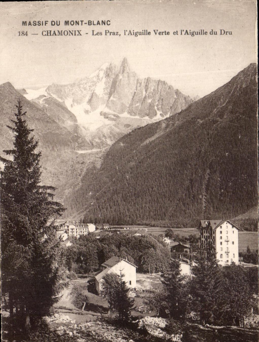 CPA Chanmonix Mont Blanc Les Praz L'Aiguille Verte Et l'Aiguille Du Dru
