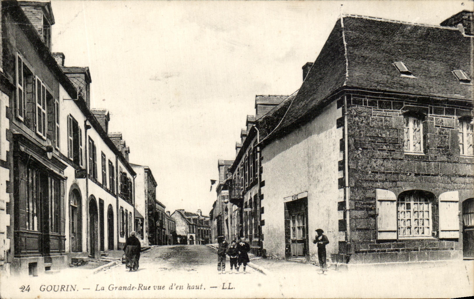 CPA Gourin La Grande Rue Vue d'En Haut