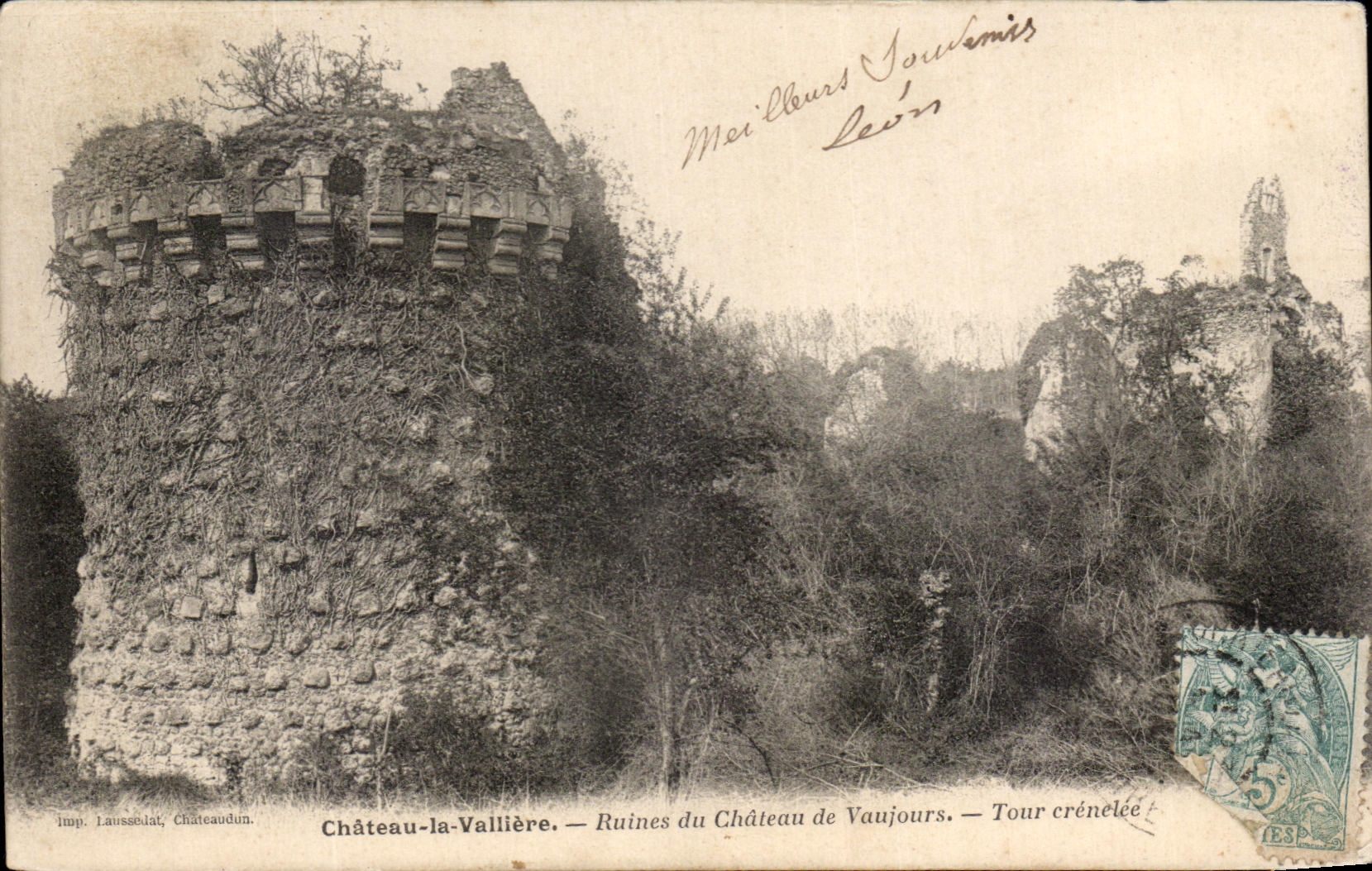 CPA Chateau la Valliere Ruines du Chateau de Vaujours Tour crenelee