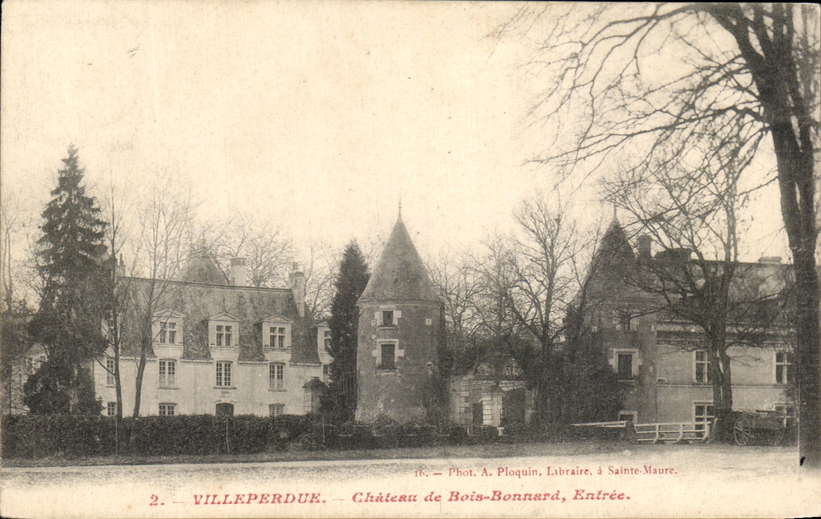 CPA Villeperdue Chateau de Bois Bonnard Entree