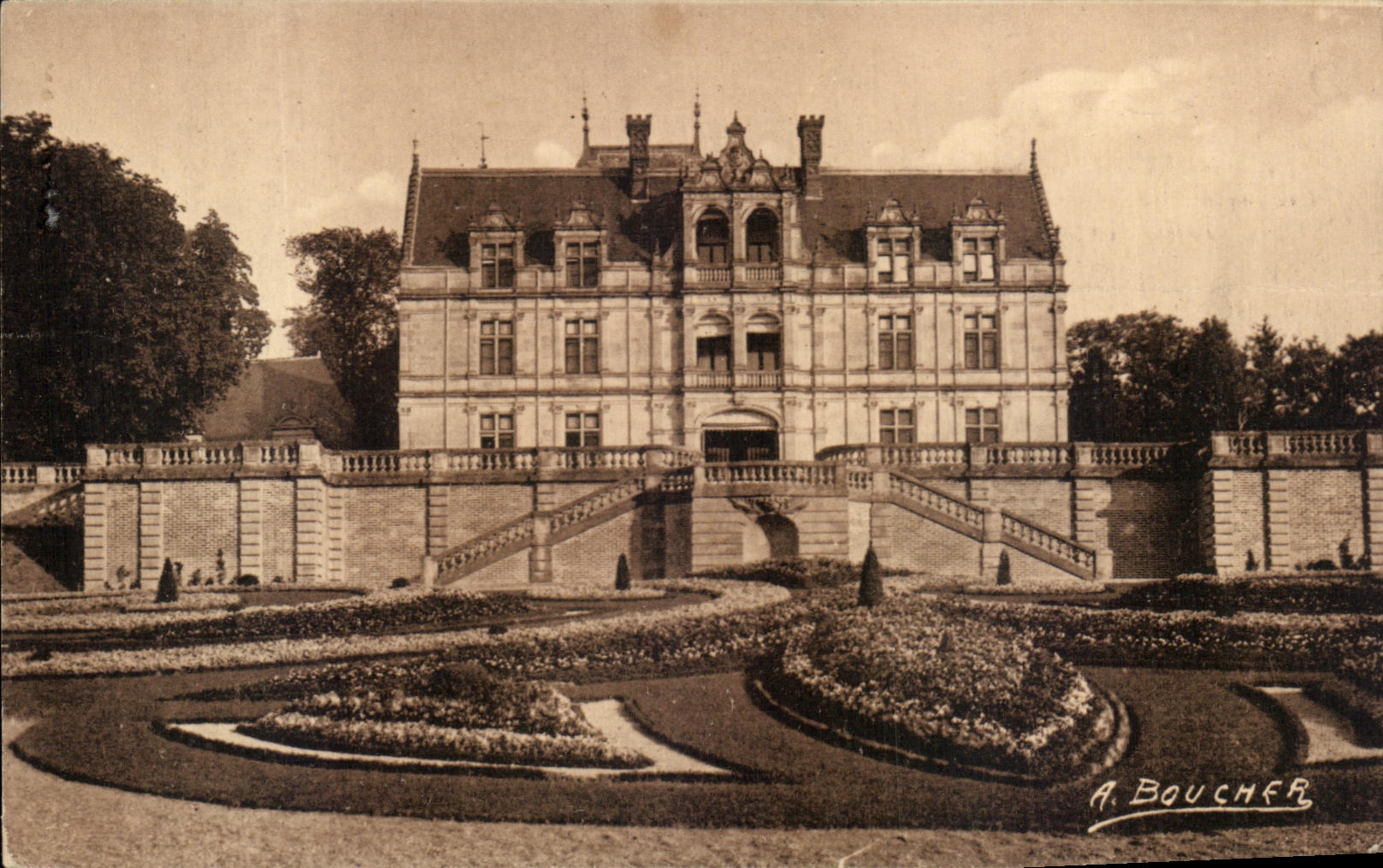 CPA Montlouis Loire chateau de la Bourdaisiere