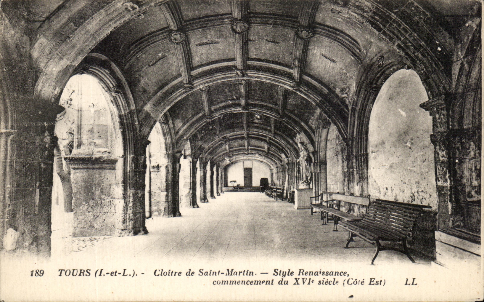 CPA Tours Cloitre de Saint Martin Style Remaissance