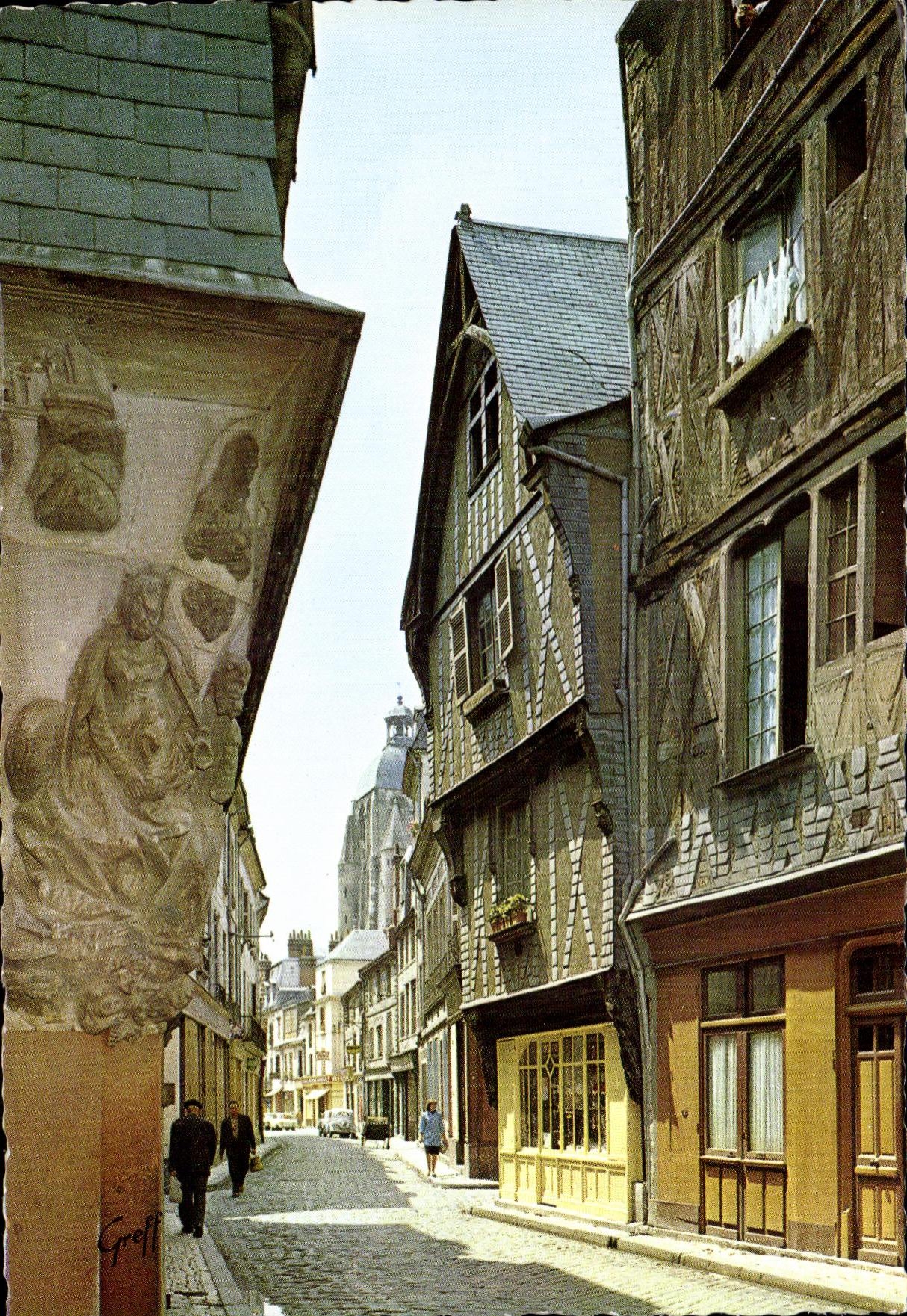 CPM Tours Rue de Change