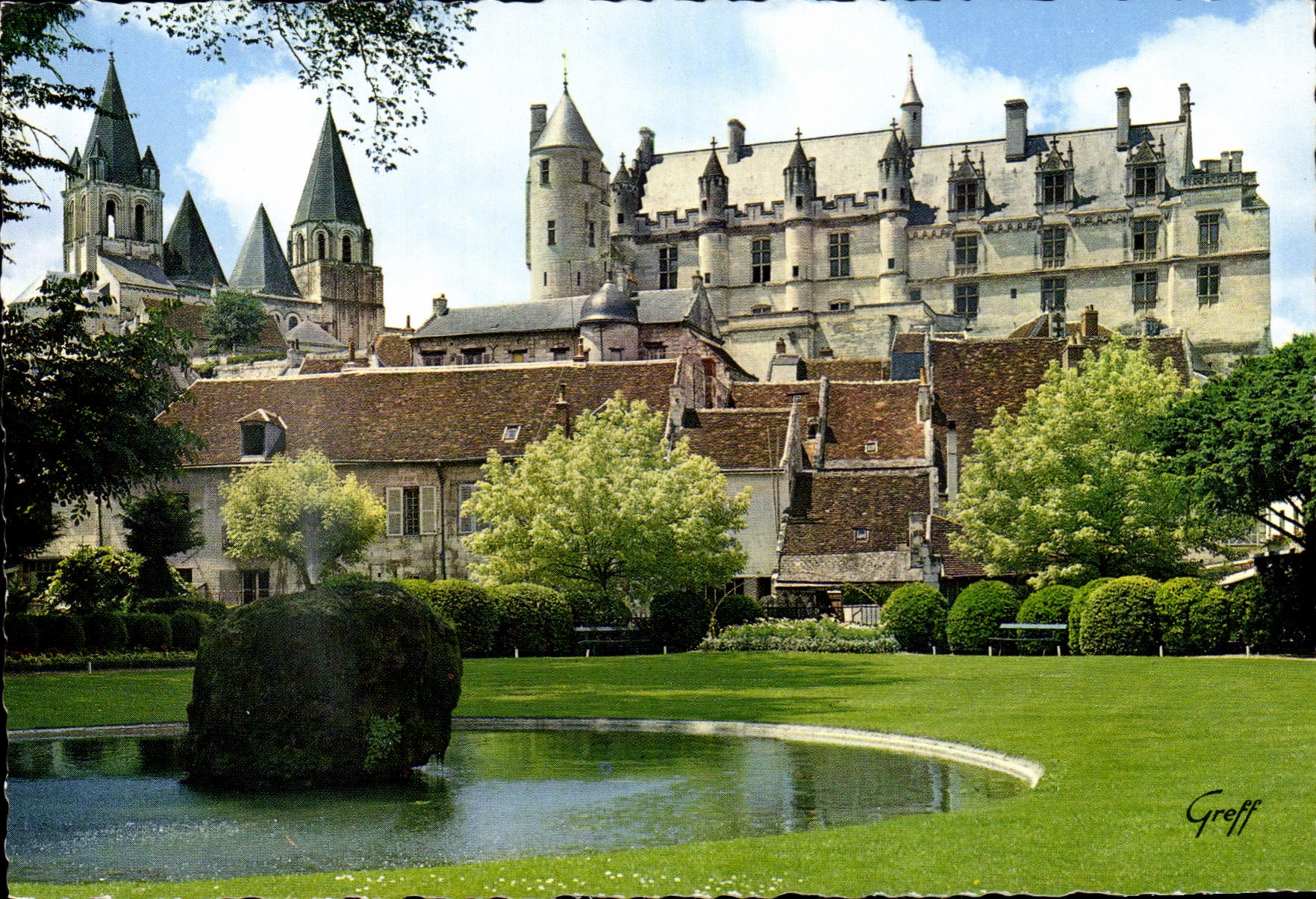 Loches (Indre-et-Loire) — Le Château et la Collégiale — Éditeur Greff, n° 373-542