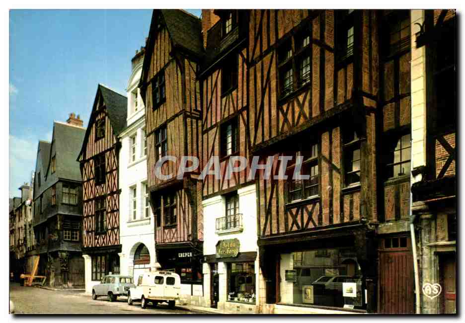 CPM Tours Vieilles maisons place Plumereau