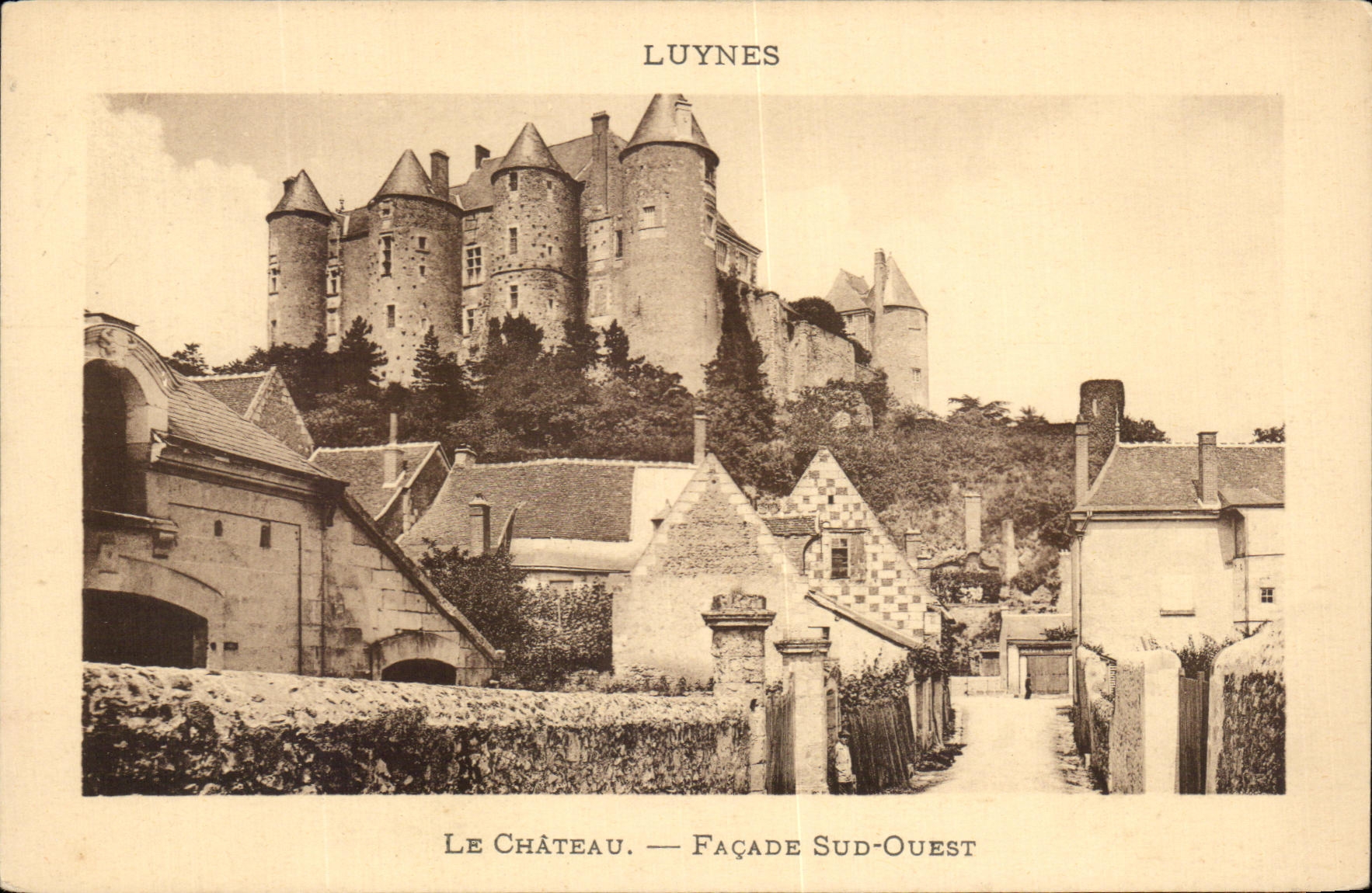 CPA Luynes Le Chateau Facade Sud Ouest