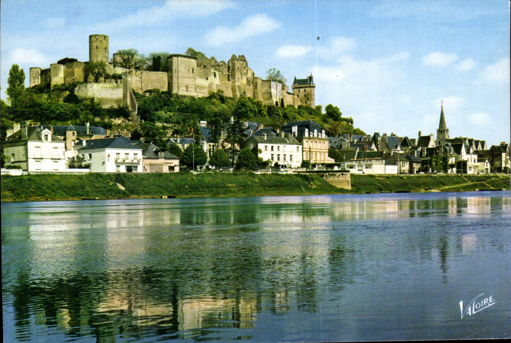 Chinon — Château du Coudray et tour de l'Horloge — Éditions C.E.E.