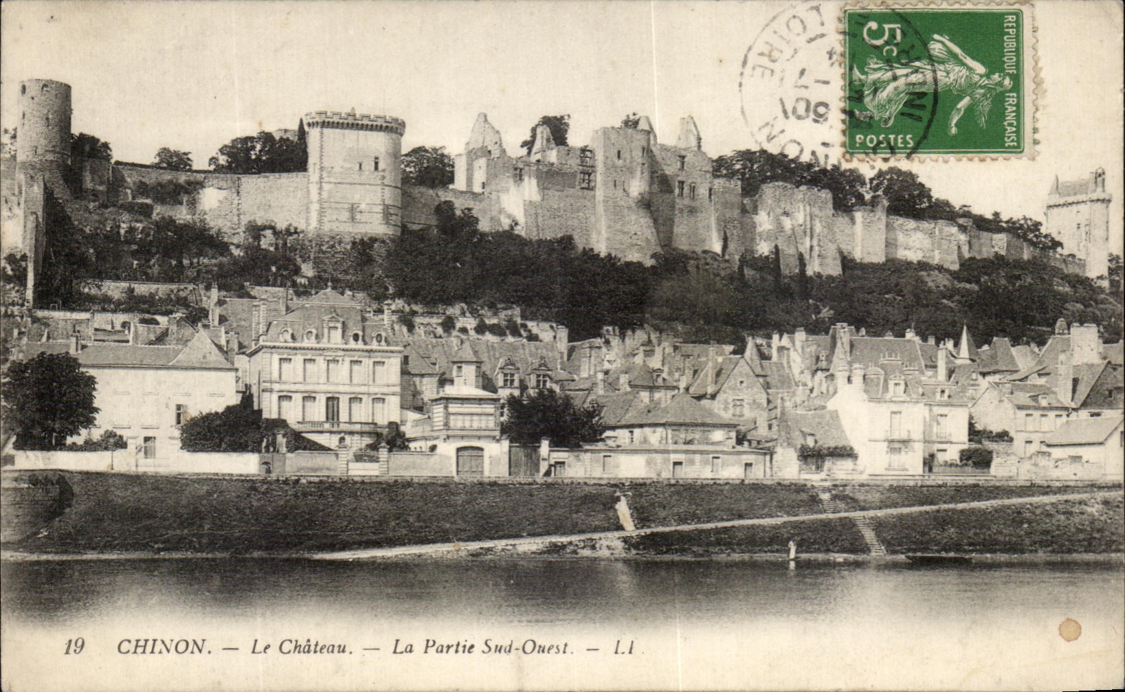 CPA Chinon Le Chateau La Partie Sud Ouest 