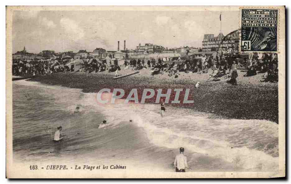 CPA Dieppe La Plage et les Cabines