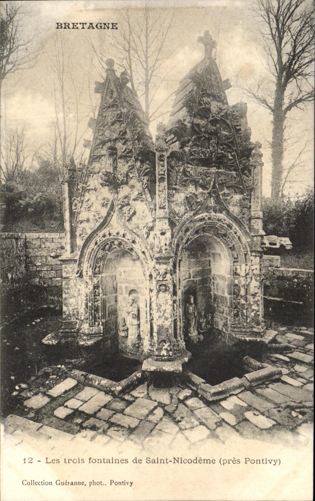Les trois fontaines de Saint-Nicodème (près Pontivy) — Bretagne — Collection Guéranne, phot. Pontivy