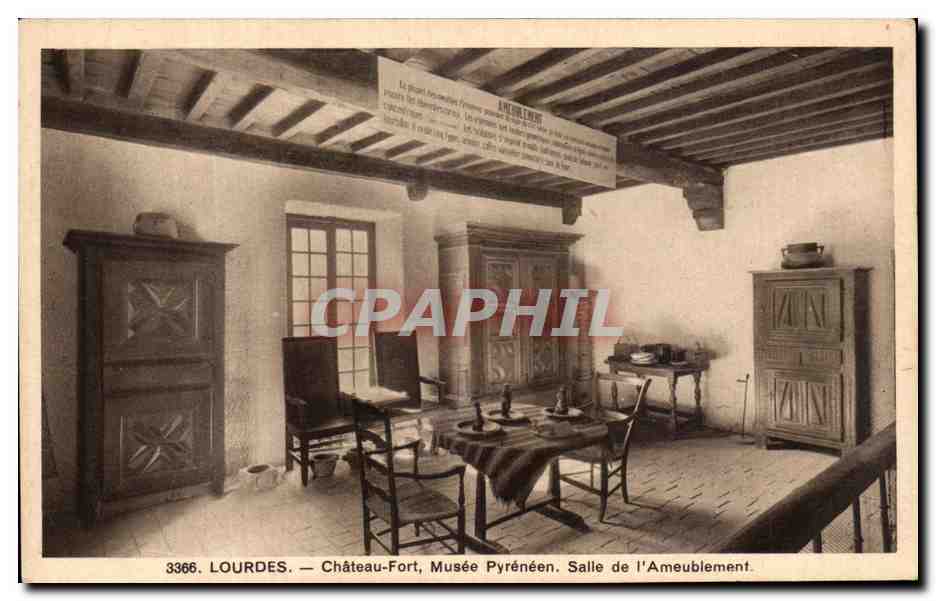 CPA Lourdes Chateau Dort Musee Pyreneen Salle de l'Ameublement