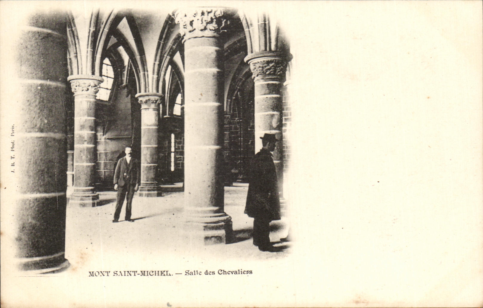 Monte Saint-Michel — Sala de los Caballeros — J. B. T. Fot. París