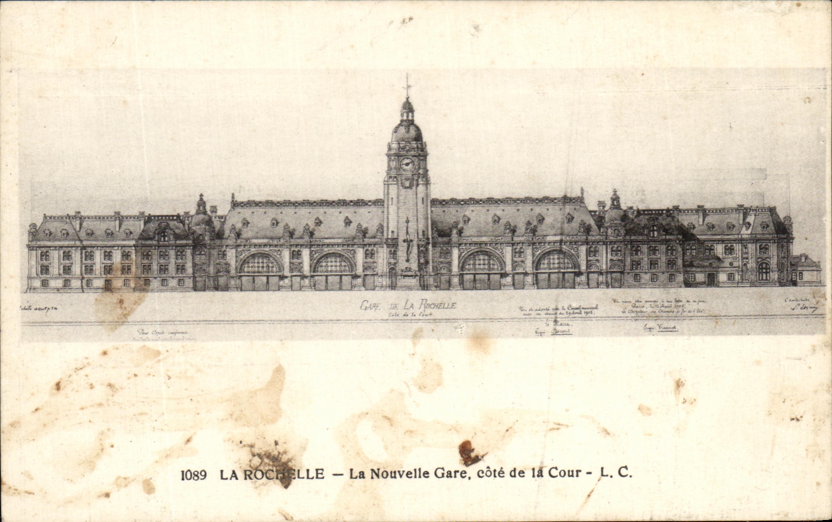CPA La Rochelle La Nouvelle Gare Cote de la Cour